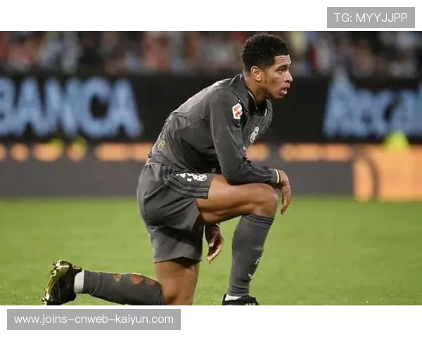 皇马贝林厄姆回做后快速插上起脚，点燃球迷激情